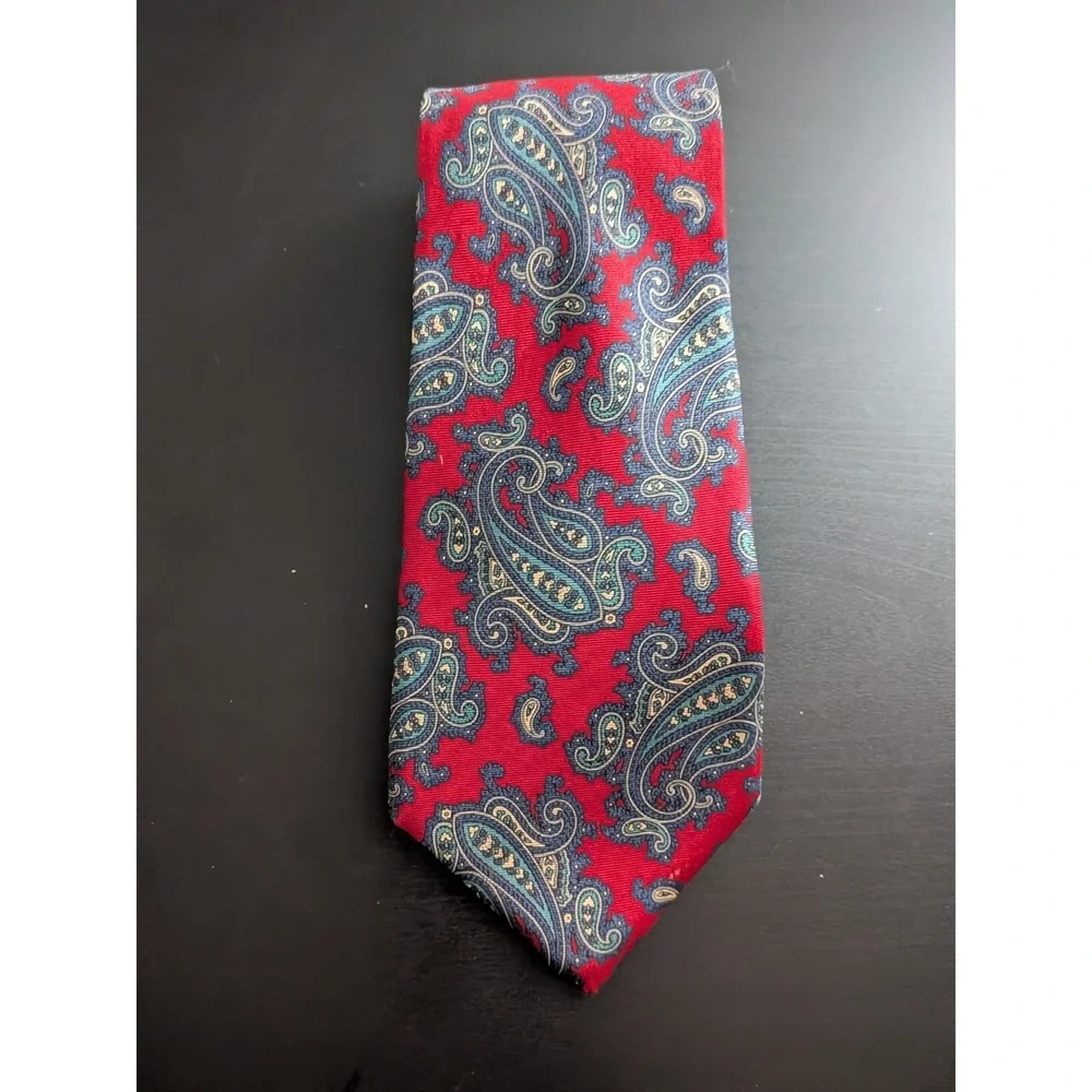 Vintage Christian Dior Red Green Paisley Italian Silk Tie USA Made‎ 60